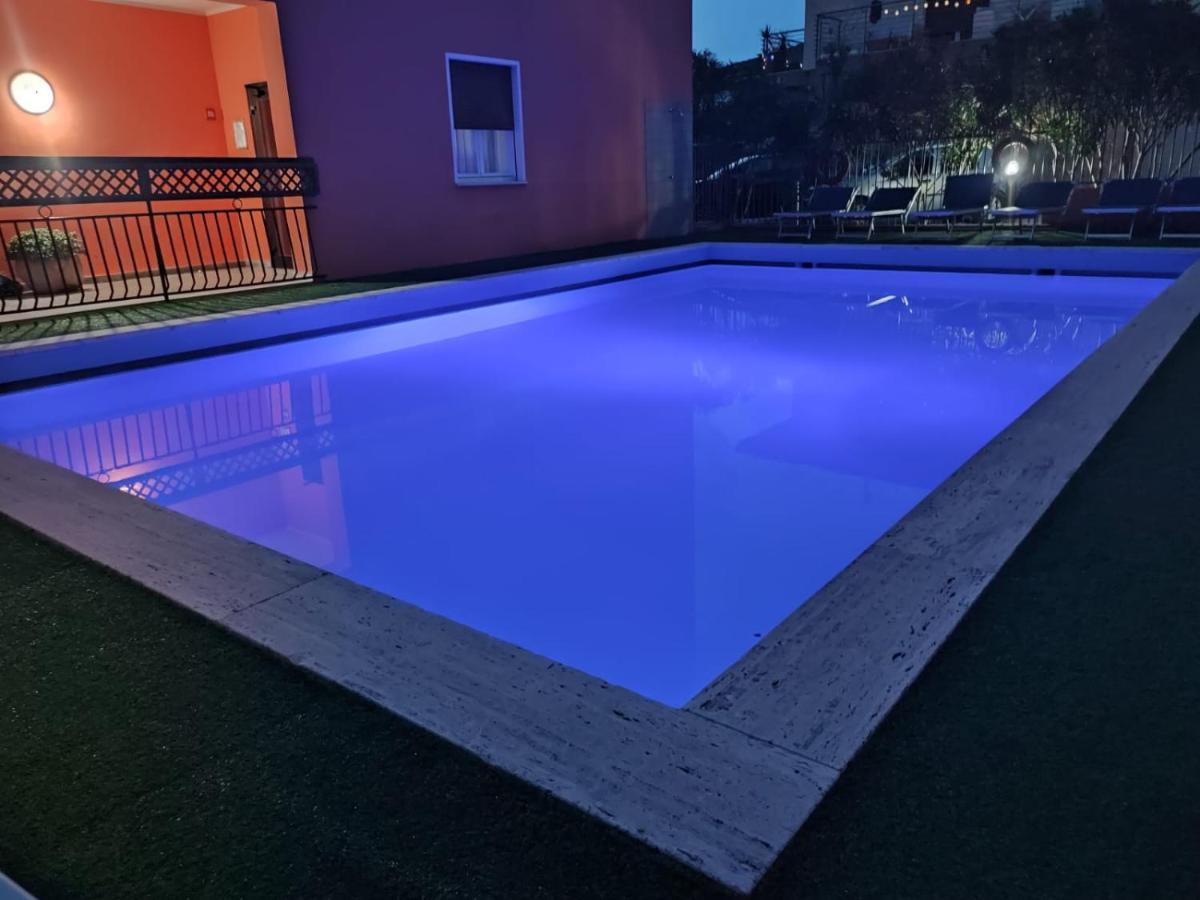 Albergo Villa Mimosa Torbole Sul Garda Kültér fotó